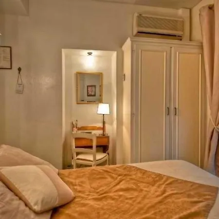 애스콧 오페라 파리