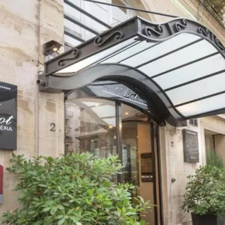 Ascot Opera Hotel 3*