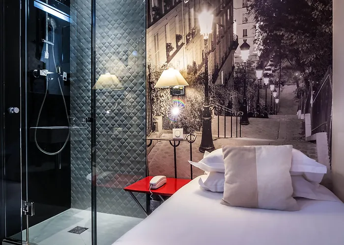 Ascot Opera Hotel 3*