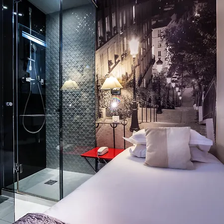 Ascot Opera Hotel 3*